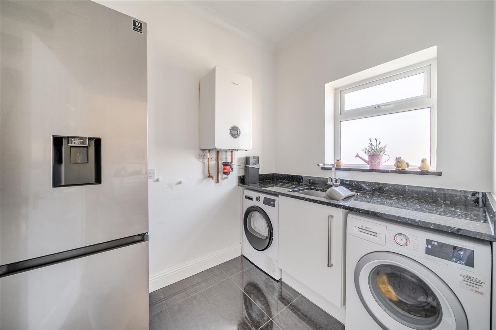 Heol Y Parc, Pontarddulais, Swansea, SA4 0XF